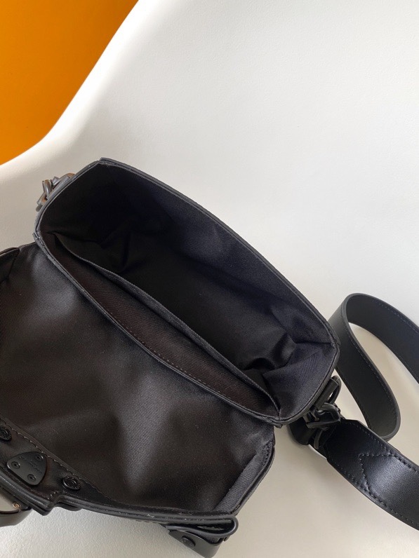 Louis Vuitton Monogram Eclipse Soul Trunk Bag - Compact & Stylish 9 i1732600664 6602 7