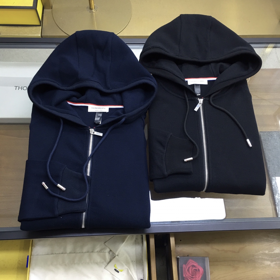  新品外套🌹🔥 《T.B》💕春夏最新季 🆕原版级🆕独家帆船俱乐部四条纹T*B 华夫格系列外套🔥❤️ 
❗