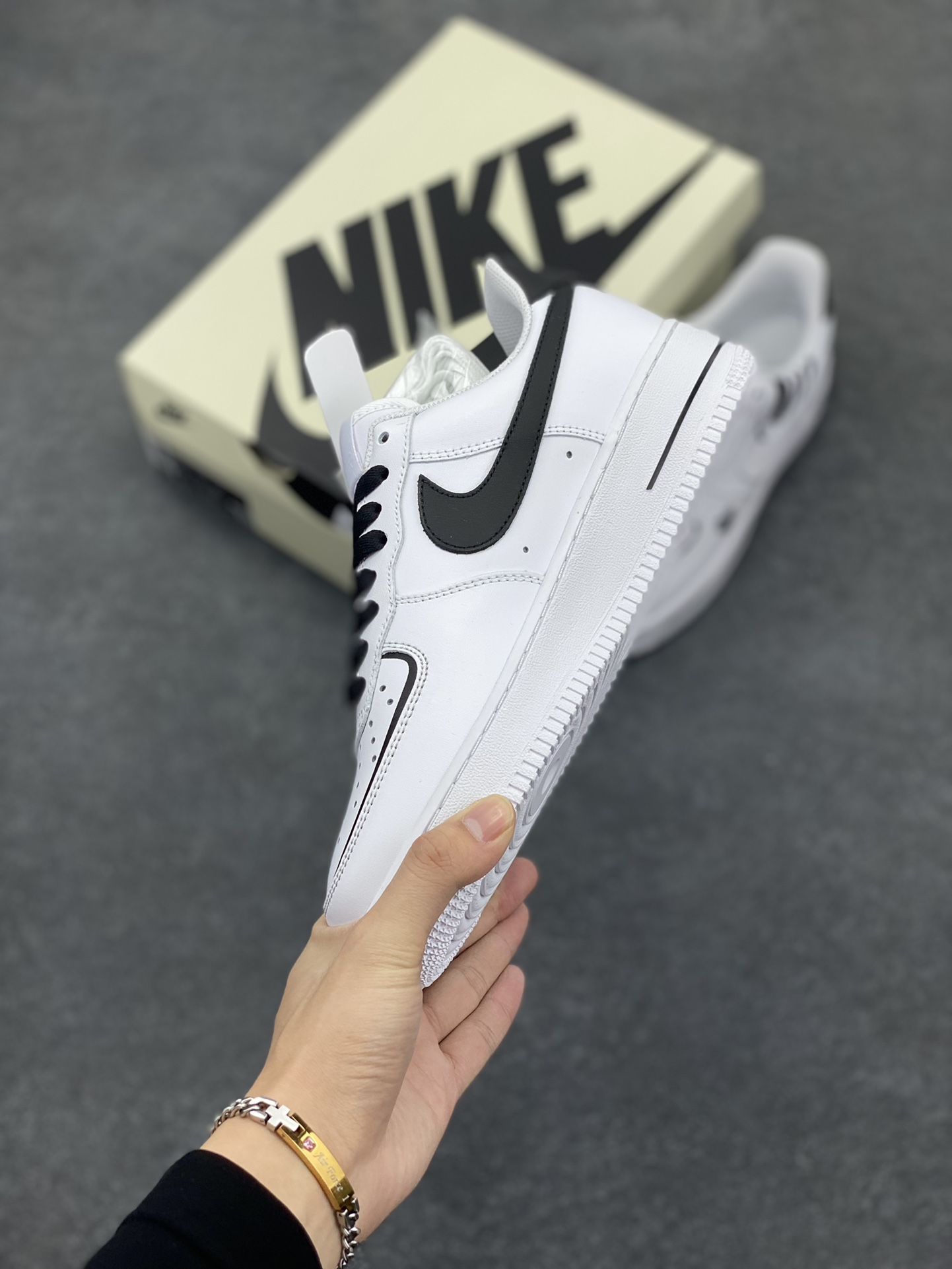 图片[3]-Nike Air Force 1 Low 爱心叠勾 原楦头原纸板 打造纯正空军版型 专注外贸渠道 全掌内置蜂窝气垫 原盒配件 原厂中底钢印、拉帮完美 货号：CW2288-022 尺码：36 36.5 37.5 38 38.5 39 40 40.5 41 42 42.5 43 44 44.5 45-选品中心