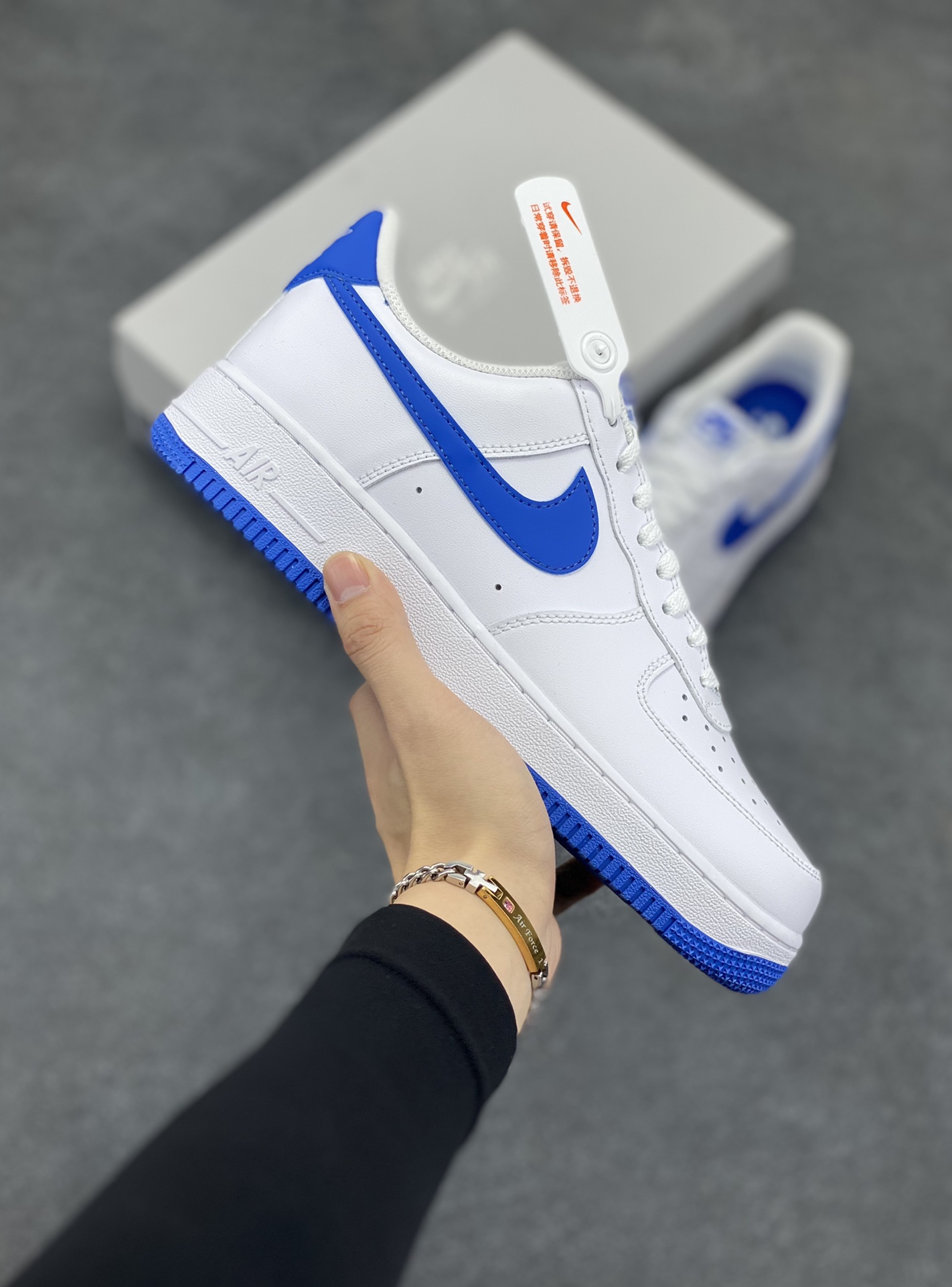 Nk Air Force 1\’07 Low 白宝蓝 空军一号低帮休闲板鞋 原楦头原纸板 打造纯正空军版型#专注外贸渠道 全掌内置蜂窝气垫 #原盒配件 原厂中底钢印、拉帮完美 货号:FJ4146-103 尺码:35.5 36 36.5 37.5 38 38.5 39 40 40.5 41 42 42.5 43 44 44.5 45-选品中心