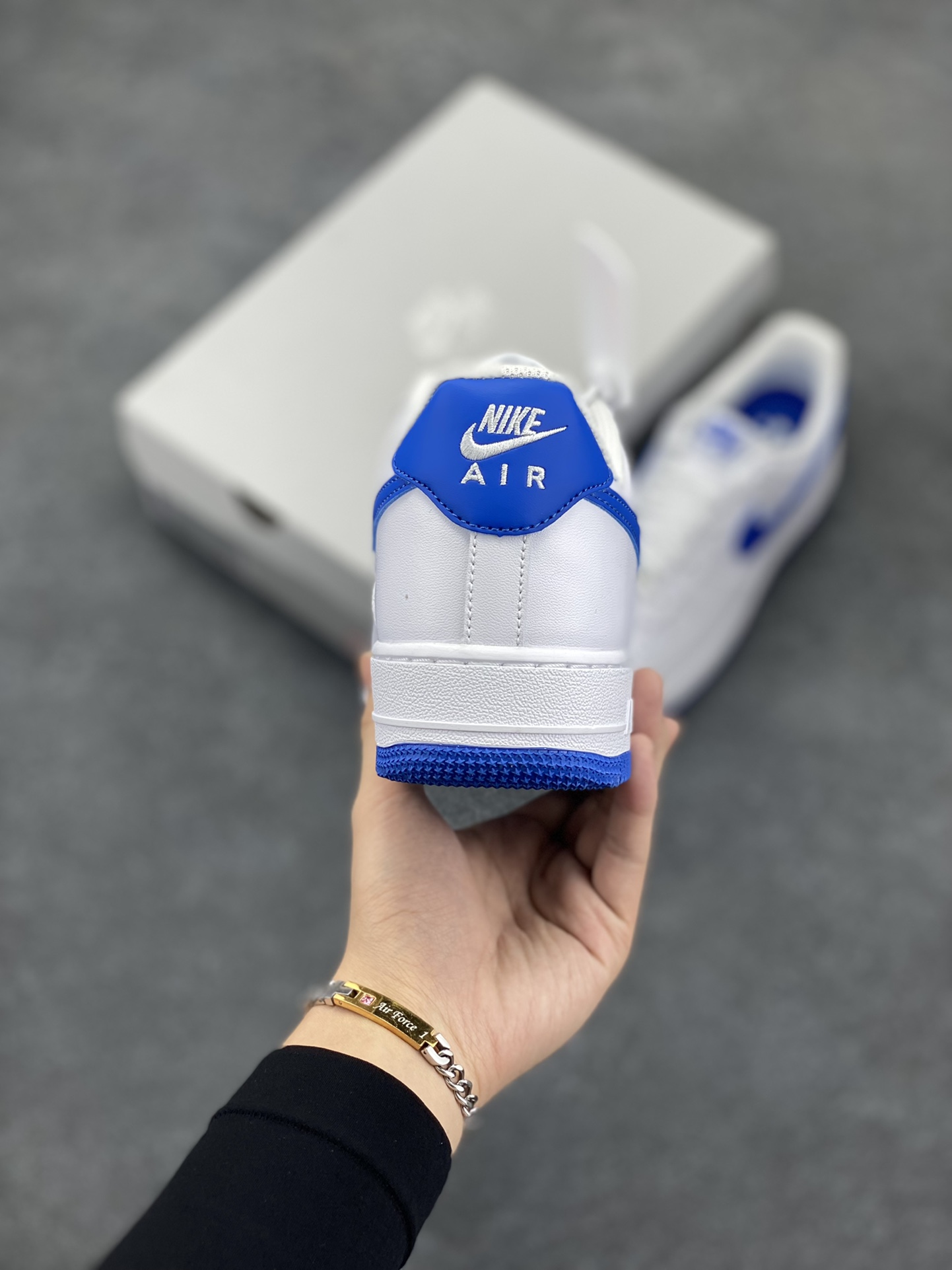 图片[4]-Nk Air Force 1\’07 Low 白宝蓝 空军一号低帮休闲板鞋 原楦头原纸板 打造纯正空军版型#专注外贸渠道 全掌内置蜂窝气垫 #原盒配件 原厂中底钢印、拉帮完美 货号：FJ4146-103 尺码：35.5 36 36.5 37.5 38 38.5 39 40 40.5 41 42 42.5 43 44 44.5 45-选品中心