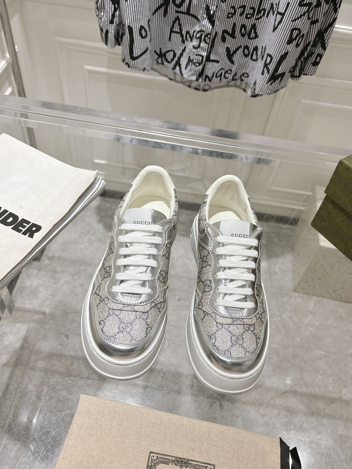 NO:237114,Gucci biscuit shoes latest color matching 65-45, casual shoes/sports shoes, gucci, sneakers19860909Gucci饼干鞋最新配色65-45,休闲鞋/运动鞋,gucci,sneakers,Women's Shoes