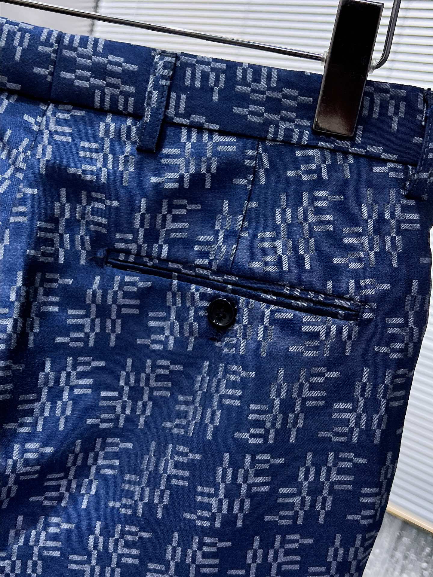芬迪 Fendi 高级成衣风衣外套及大衣服饰 #503F6862 7