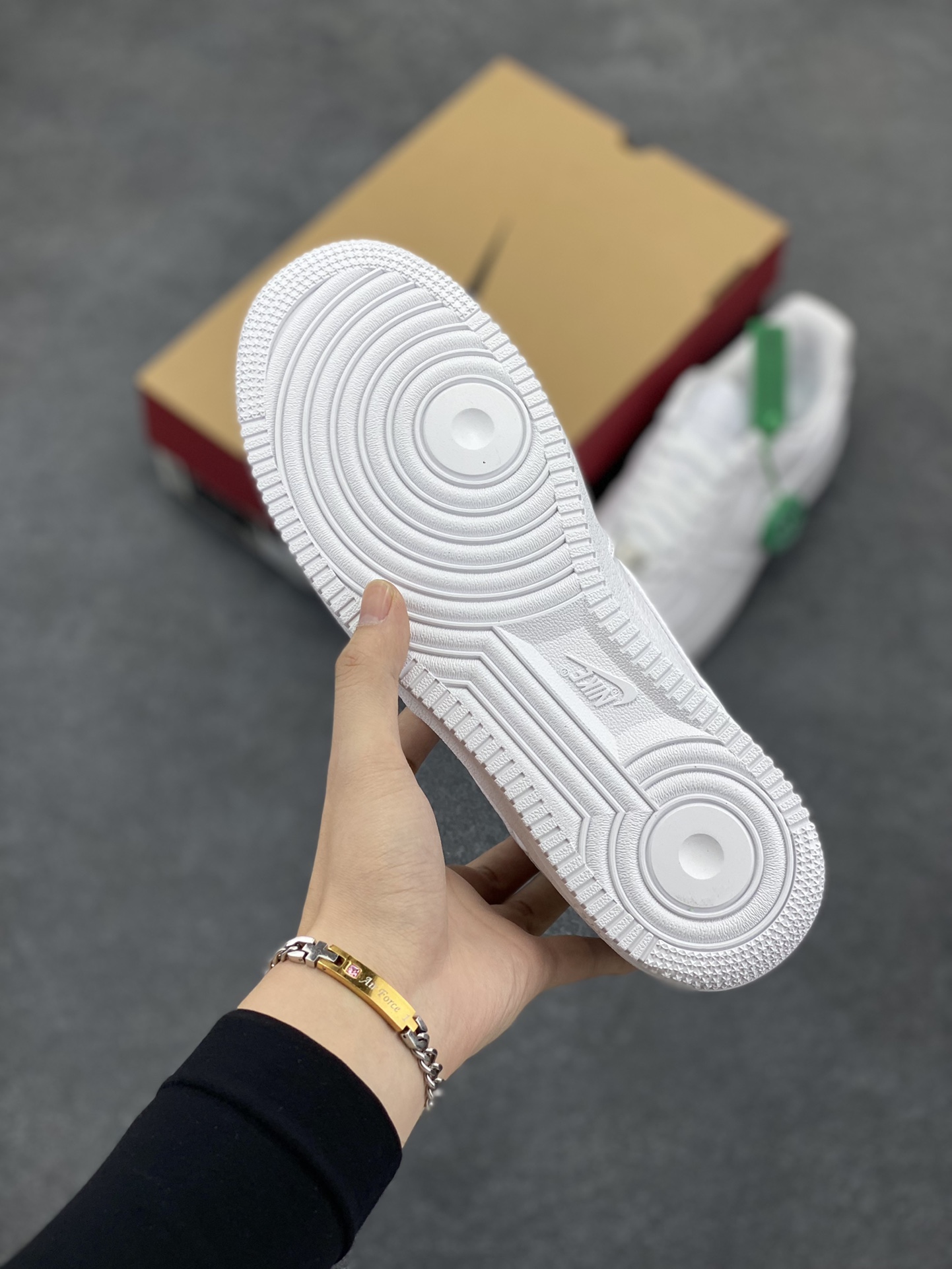 图片[5]-HY版本💯 Nike Air Force 1 Low 万圣节荔枝纹 空军一号低帮运动休闲板鞋 原楦头原纸板 打造纯正空军版型#专注外贸渠道 全掌内置蜂窝气垫 #原盒配件 原厂中底钢印、拉帮完美 货号：DIB4025-100 尺码：36 36.5 37.5 38 38.5 39 40 40.5 41 42 42.5 43 44 44.5 45 46-选品中心