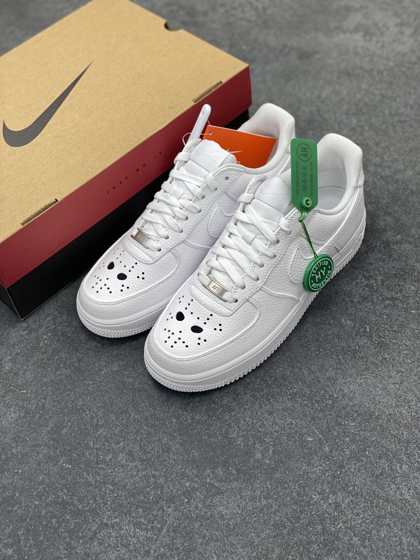 图片[8]-HY版本💯 Nike Air Force 1 Low 万圣节荔枝纹 空军一号低帮运动休闲板鞋 原楦头原纸板 打造纯正空军版型#专注外贸渠道 全掌内置蜂窝气垫 #原盒配件 原厂中底钢印、拉帮完美 货号：DIB4025-100 尺码：36 36.5 37.5 38 38.5 39 40 40.5 41 42 42.5 43 44 44.5 45 46-选品中心