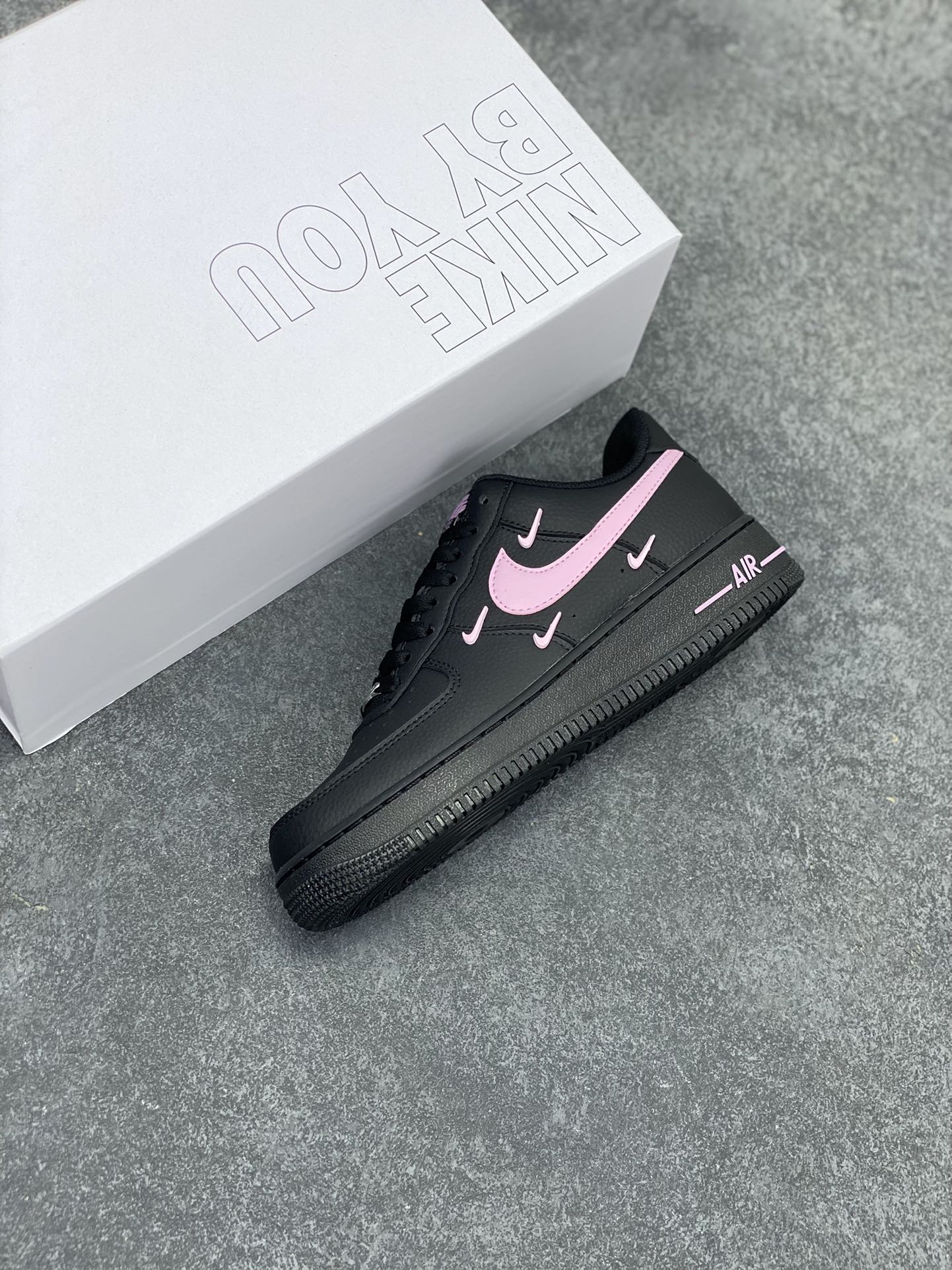 图片[7]-NK Air Force 1‘07 Low 定制款抽屉盒 空军一号低帮休闲板鞋 定制皮料 原楦原纸板 纯正版型 高清洁度 内置全掌气垫 货号：CW2288-111 尺码：36 36.5 37.5 38 38.5 39 40 40.5 41 42 42.5 43 44 44.5 45-选品中心