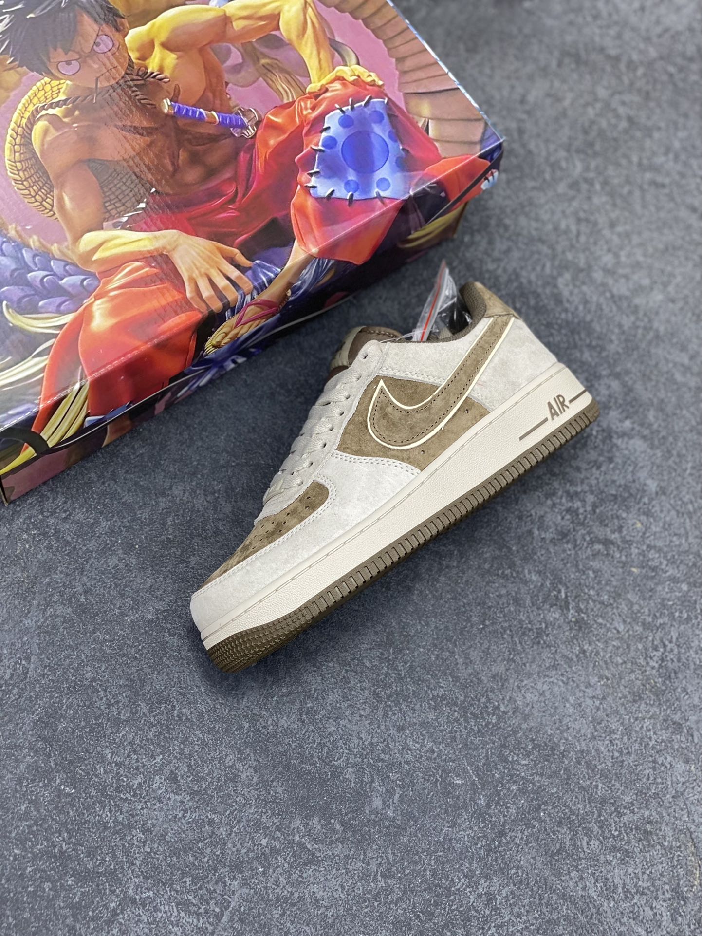 图片[7]-Nike Air Force 1 Low ’07 米棕 全猪巴空军一号低帮休闲板鞋 原厂麂皮 原楦原纸板 纯正版型 正品NFC感应芯片 高清洁度 内置全掌气垫 货号：XT7138-107 尺码：36 36.5 37.5 38 38.5 39 40 40.5 41 42 42.5 43 44 44.5 45-选品中心