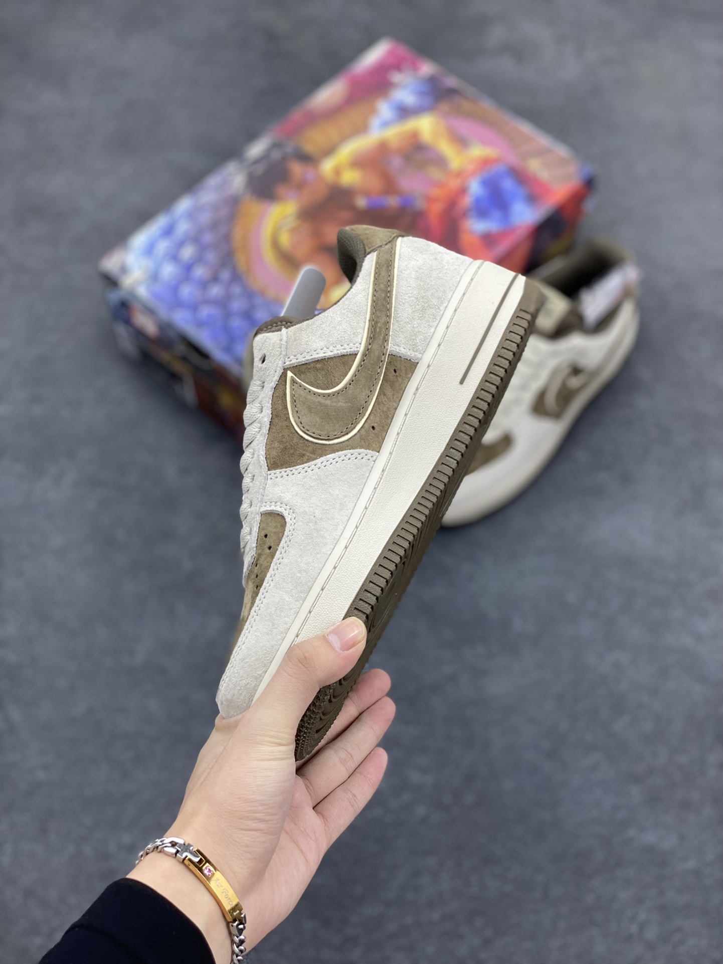 图片[3]-Nike Air Force 1 Low ’07 米棕 全猪巴空军一号低帮休闲板鞋 原厂麂皮 原楦原纸板 纯正版型 正品NFC感应芯片 高清洁度 内置全掌气垫 货号：XT7138-107 尺码：36 36.5 37.5 38 38.5 39 40 40.5 41 42 42.5 43 44 44.5 45-选品中心