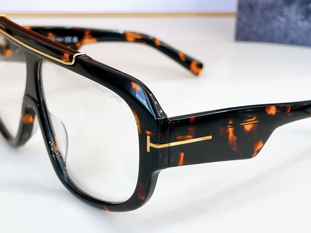 TOMFORDMODEL:FT1093SIZE71口7-120