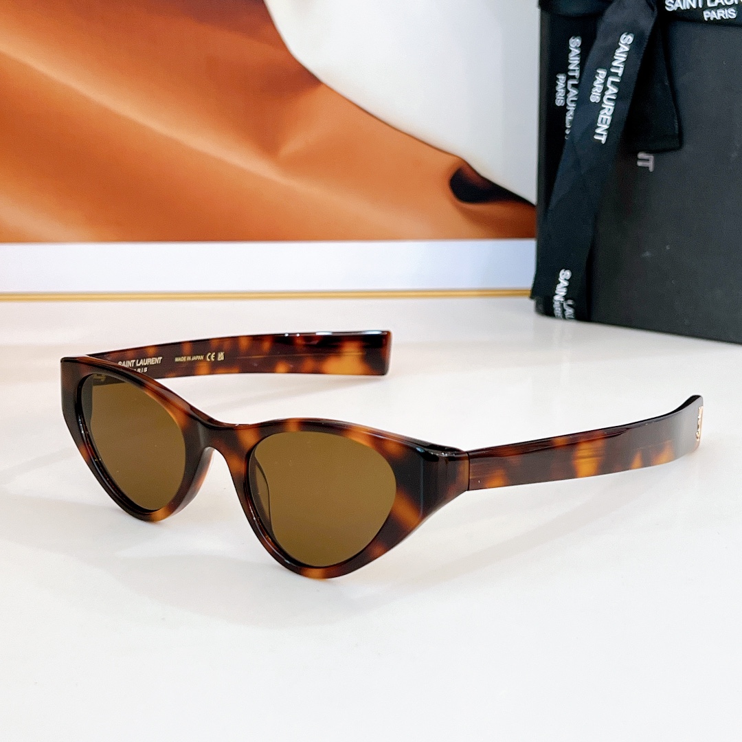 SAINTLAUREN*MODELSLM144SIZE48口21-135