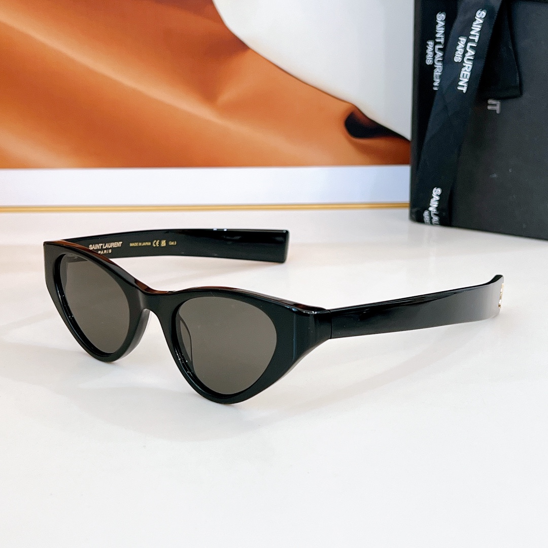 SAINTLAUREN*MODELSLM144SIZE48口21-135