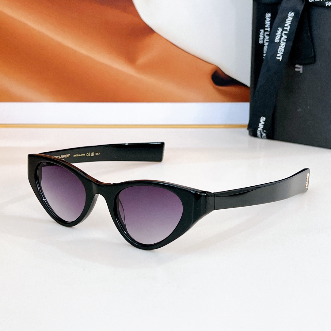 SAINTLAUREN*MODELSLM144SIZE48口21-135