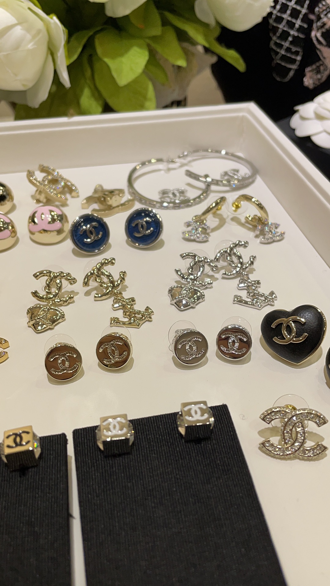 NO:634471,Today's available collection of earrings and earrings, small details that embellish autumn and winter outfits, full of sophistication, earrings, Cardia high-end jewelry19860909今日现货 耳钉耳环合集 点缀秋冬穿搭的小细节 精致感满满,,earrings,卡迪亚高端饰品,Jewelry