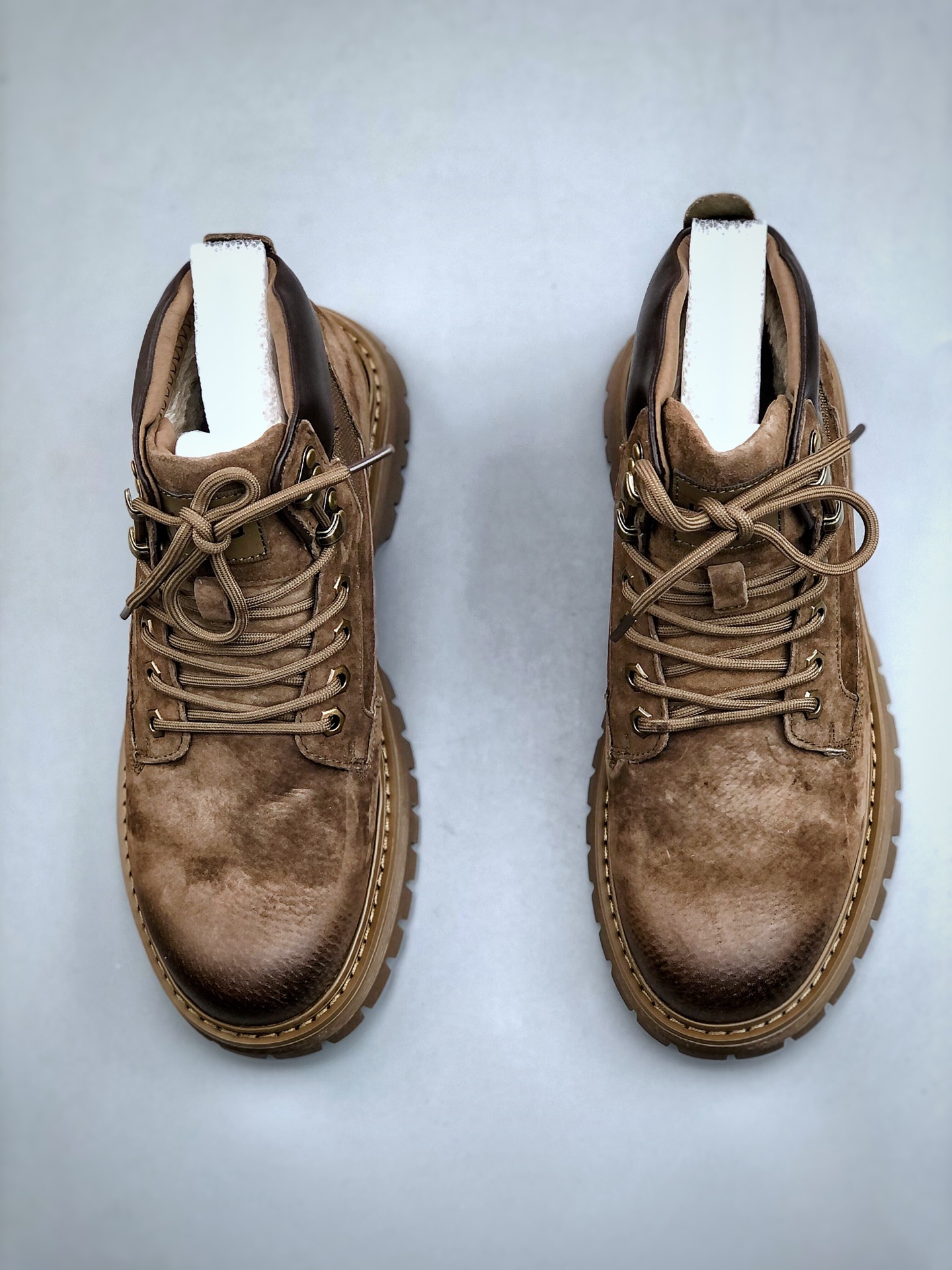 320 UGG Tasman Weather Hybrid 塔斯曼混合系列中帮轻量休闲马丁靴