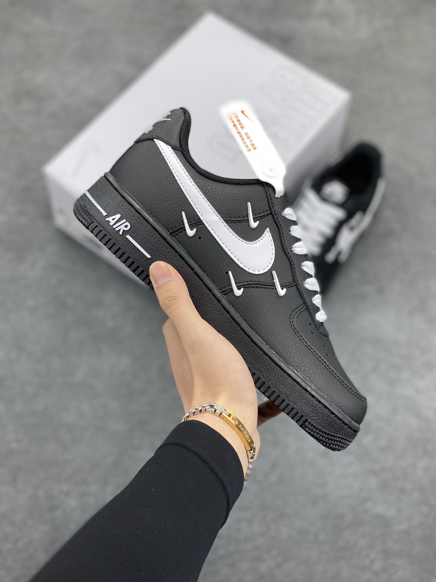 NK Air Force 1‘07 Low 定制款抽屉盒 空军一号低帮休闲板鞋 定制皮料 原楦原纸板 纯正版型 高清洁度 内置全掌气垫 货号：CW2288-111 尺码：36 36.5 37.5 38 38.5 39 40 40.5 41 42 42.5 43 44 44.5 45-选品中心