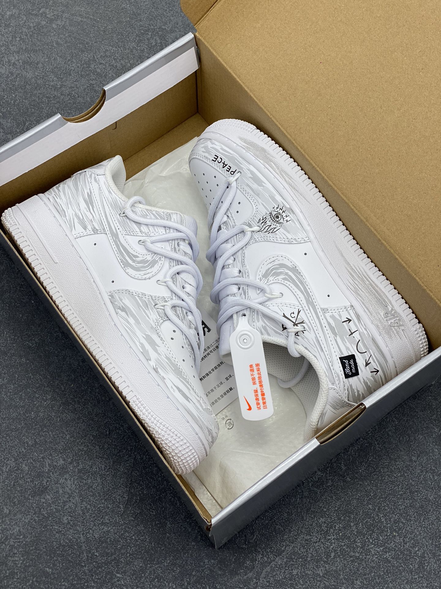 图片[9]-Nike Air Force 1 Low’07 潮流符号 空军一号绑带低帮休闲板鞋 定制皮料 原厂3D打印 定制鞋盒 原楦原纸板 纯正空军版型 内置全掌气垫 货号：ZH0316-049 尺码：36 36.5 37.5 38 38.5 39 40 40.5 41 42 42.5 43 44 44.5 45-选品中心