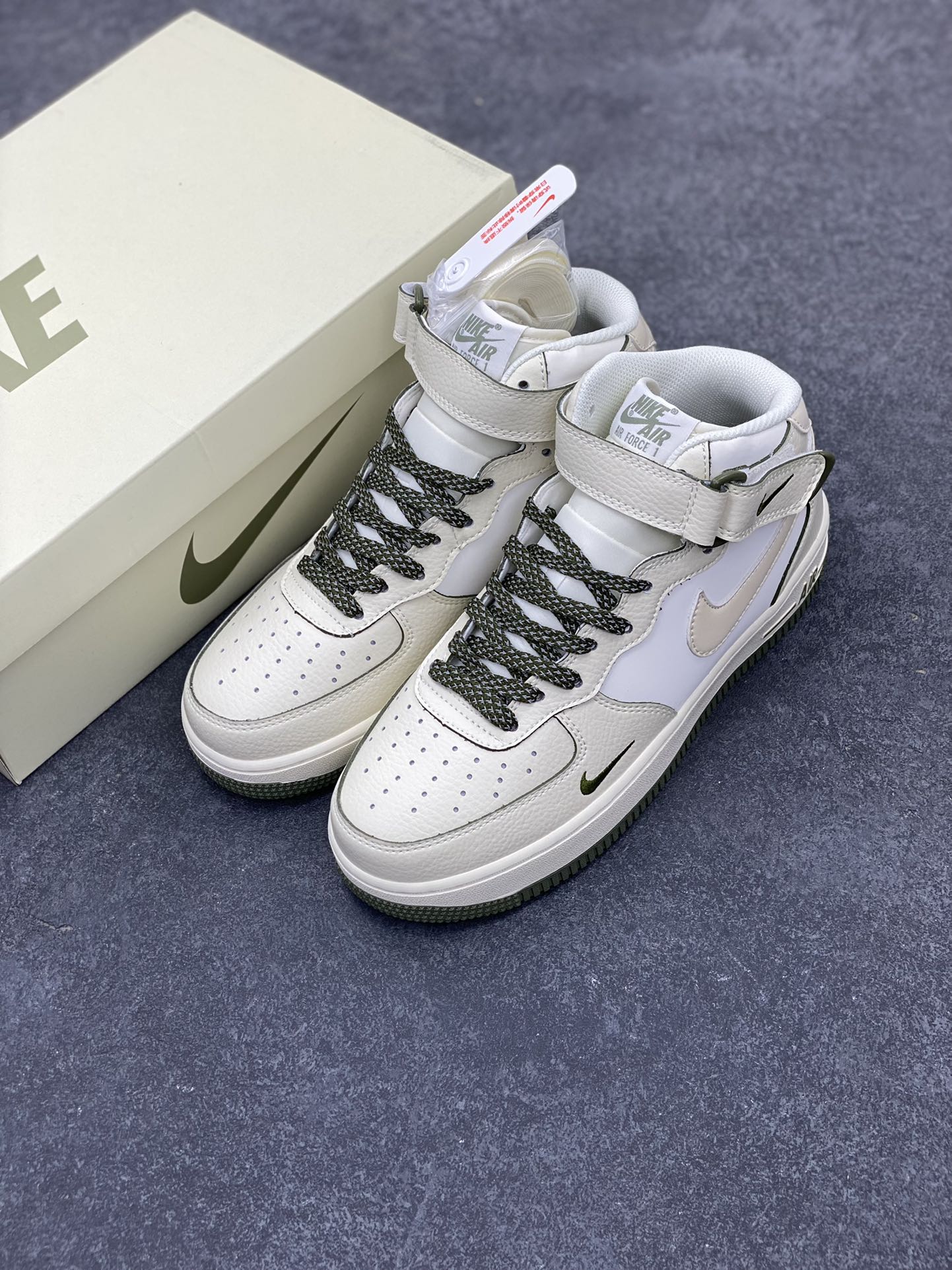 图片[8]-小红书爆款  Nike Air Force 1 MID \’07 “绿珠光”小勾空军一号中帮休闲板鞋 3M反光 定制皮料 原楦原纸板 纯正版型 清洁度完美 内置全掌气垫 货号：SG2356-805 尺码：36 36.5 37.5 38 38.5 39 40 40.5 41 42 42.5 43 44 44.5 45-选品中心