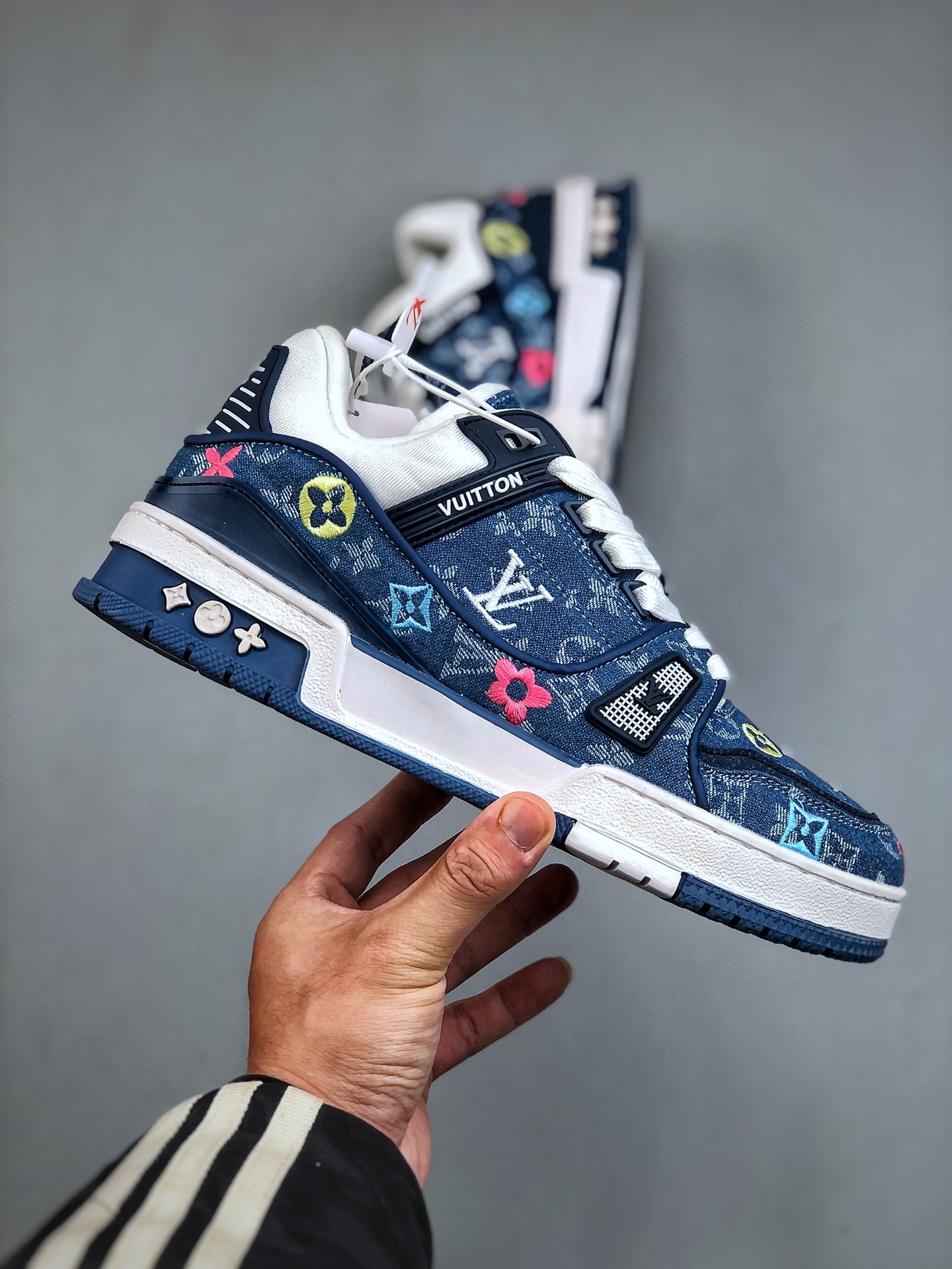 💰真标280💰公司级380💰纯原480 Louis Vuitton Trainer Sneaker Low LV路易威登低帮板鞋 正确一致TPR光泽组合鞋底 耐弯折滴塑支持片 原版购入历时近两个月开发打造 原版完美楦型 鞋面独家订制压纹粒面小牛皮 细节原版一致 请注意区分市面通货材料！尺码：35-45