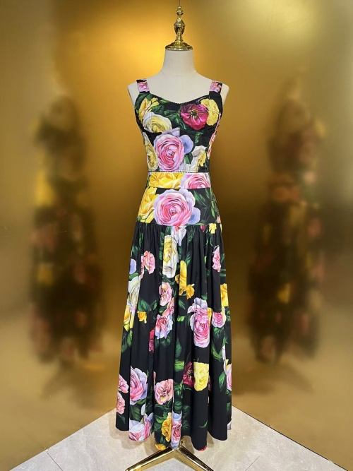 Dolce & Gabbana Floral Print Cotton Midi Dress - Roses and Peonies 1 Dolce & Gabbana Floral Print Cotton Midi Dress - Roses and Peonies