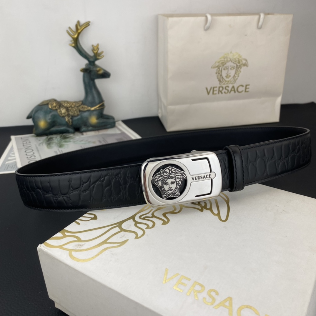 范思哲💕 特种自动带皮腰带系列 ，原厂五金精品不锈钢扣，手感柔软舒适 宽3.5CM。
