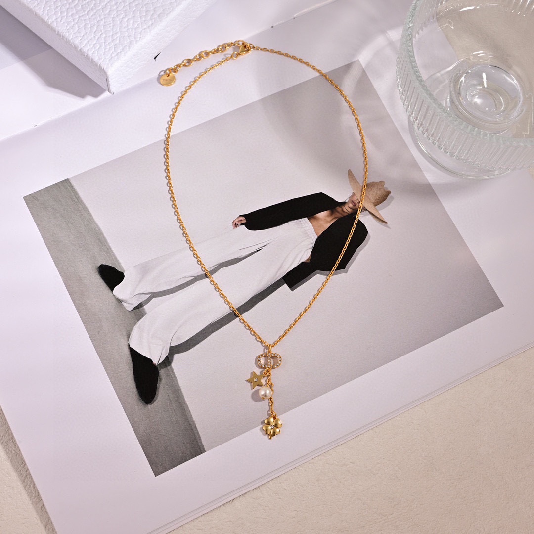 Buy
 Dior Jewelry Earring Necklaces & Pendants Summer Collection Fashion