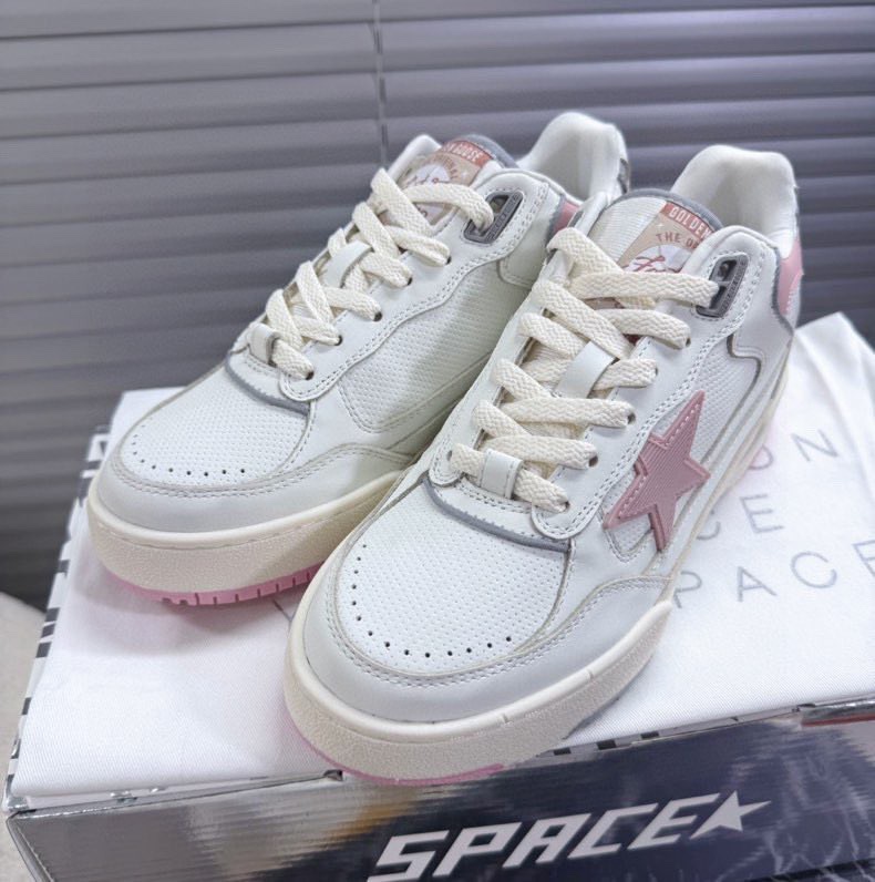 NO:231311,GGDB Forty 2 new thick-soled sneakers, retro dirty shoes... Simple, fashionable, casual and versatile, couples can be used to match skirts/pants and sports and daily life, casual shoes series comfortable to put on the feet, leather splicing fabric, original mold opening 4cm thick TPU sole... 35-39 (34 40 customized size), casual shoes/sneakers, skirts19860909GGDB Forty 2 新款厚底运动鞋,复古脏脏鞋…… 简约时尚随性百搭,情侣款搭配裙子/裤子运动与日常都能兼顾,休闲鞋系列上脚舒适 皮革拼接面料,原版开模4cm厚TPU大底…… 35—39（34 40定制码）,休闲鞋/运动鞋,sneakers,skirts,Women's Shoes