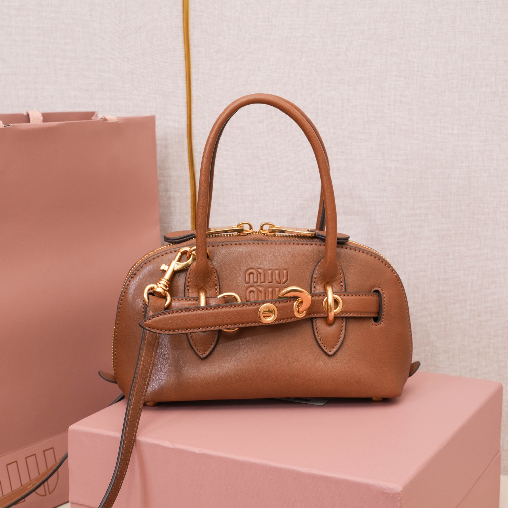 Miu Miu Style Bag Lookbook Reference image 2