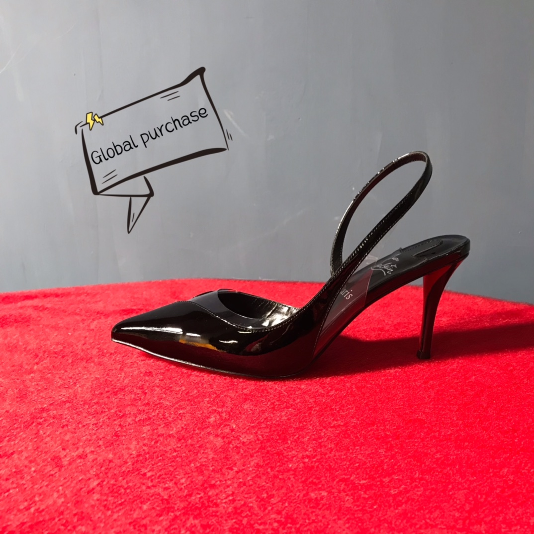 NO:100552,High-end customization 2025 spring and summer gift shoes classic series!  H8Cm, size 34-42. Customized models are not refundable or exchanged. 1857-. Black Seven Leather. Imported Film, Official Website Picture Standard European Code Reference: 1857- Color: black/black Material: cowhide/diamond Lining: goat leather Heel height: 8cm Sole:leather sole Size: EUR 34-42 (US 4-11):,,christian louboutin19860909高端订制 2025春夏礼鞋精典款系列！ H8Cm,尺码34-42码. 订制款不退不换.1857-.黑色柒皮.进口胶片,官网图 标准欧码 Reference:1857- Color:black/black Material:cowhide/diamond Lining:goat leather Heel heigh:8cm Sole:leather sole Size:EUR 34－42（US 4一11) :,,christian louboutin,Women's Shoes