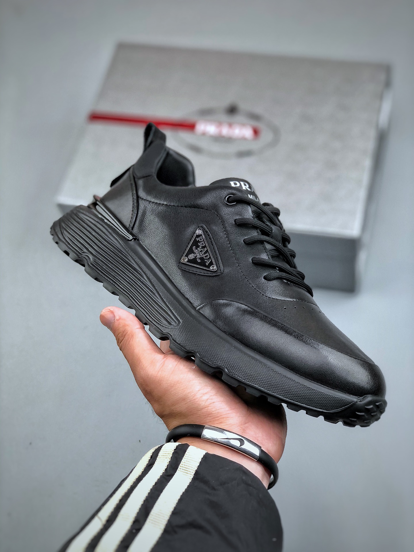 🚀 360 NUEVO CARRIERO APRADA Prada Logotipo de base gruesa de la base de encaje -Up and Leisure Men’s Shoes Series#Guangdong Grand Factory Calidad Control Syncronization El ambiente es más que se encoge y persigue el grado, subvertirá los viejos pensamientos, lo imprescindible para que gaste de la moda ¡Tendencias!