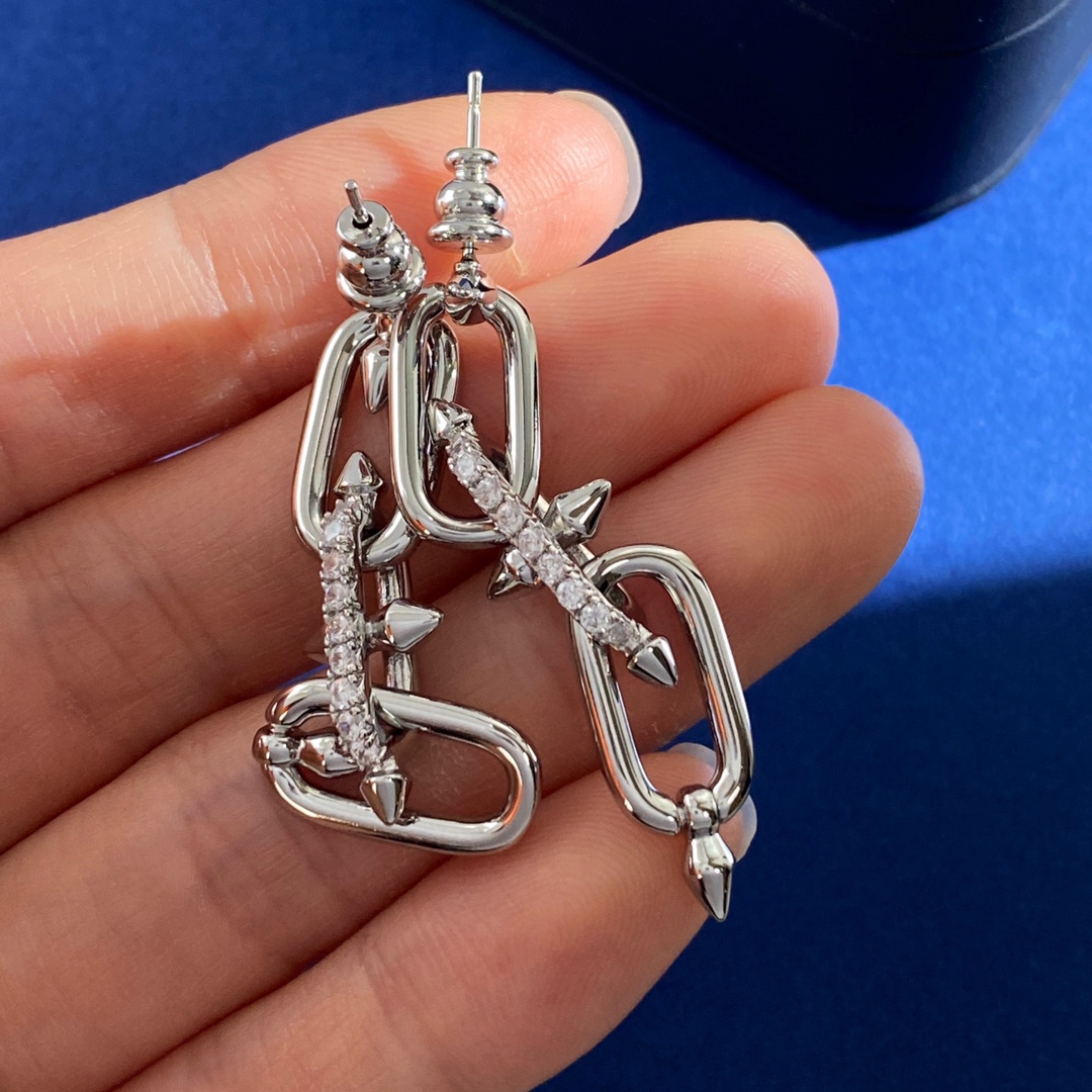 Tiffany & Co. 间钻耳Tiffany蒂芙尼TFN新款欧美