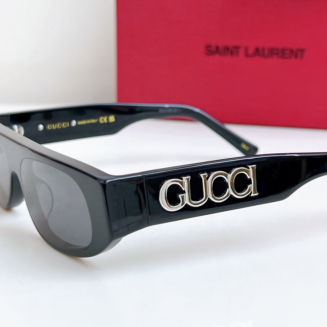  GUCCI  高版本一体平面镜片
MOD：GG1771 跟足原版
SIZE：51口16-140
🔝🔝