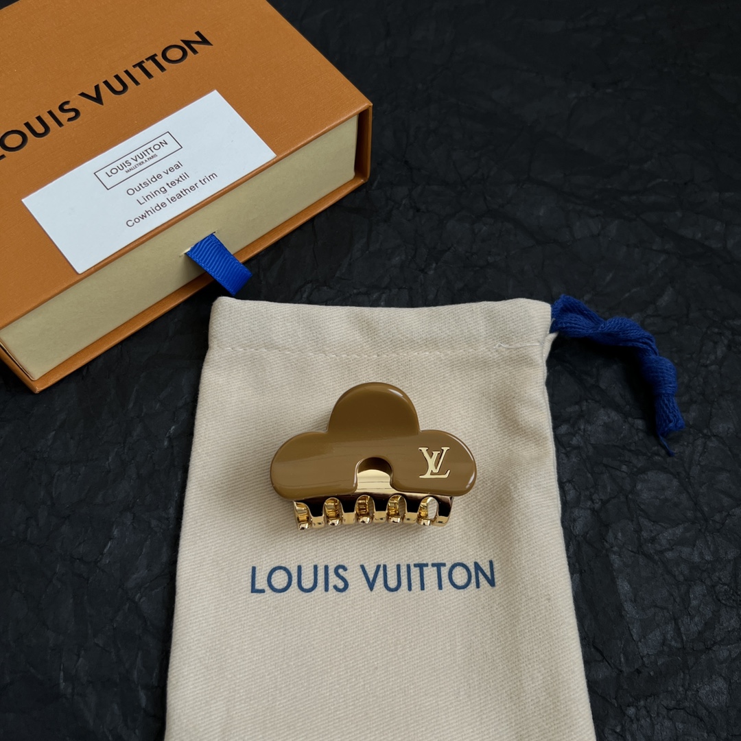 “Exclusive Lv Vintage Handmade Hair Clip Unboxing Review” - 图片 4
