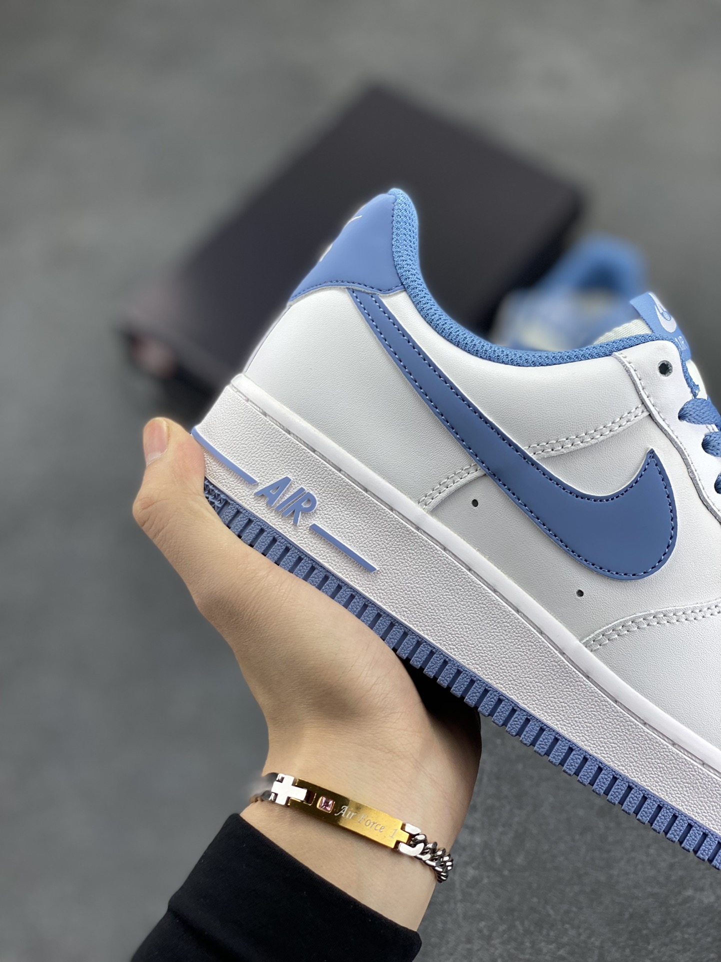 图片[5]-福利特价 Nike Air Force 1 Low 学院蓝 官方同步 原装级别 原楦头原纸板 打造纯正空军版型#专注外贸渠道 全掌内置蜂窝气垫 #原盒配件 原厂中底钢印、拉帮完美 货号：JX2696-852 尺码：36 36.5 37.5 38 38.5 39 40 40.5 41 42 42.5 43 44 44.5 45-选品中心