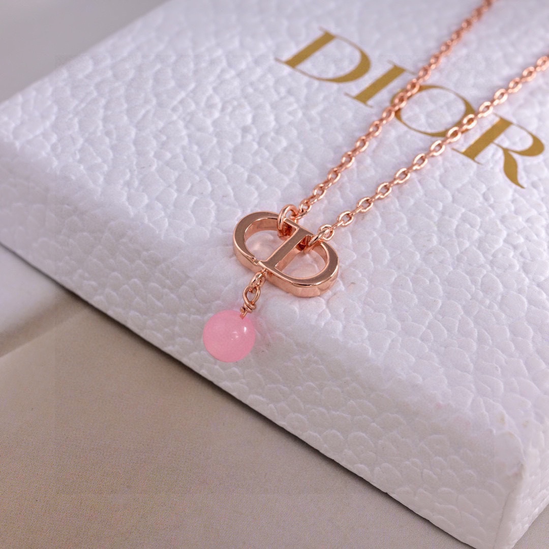 Dior Knockoff
 Jewelry Necklaces & Pendants