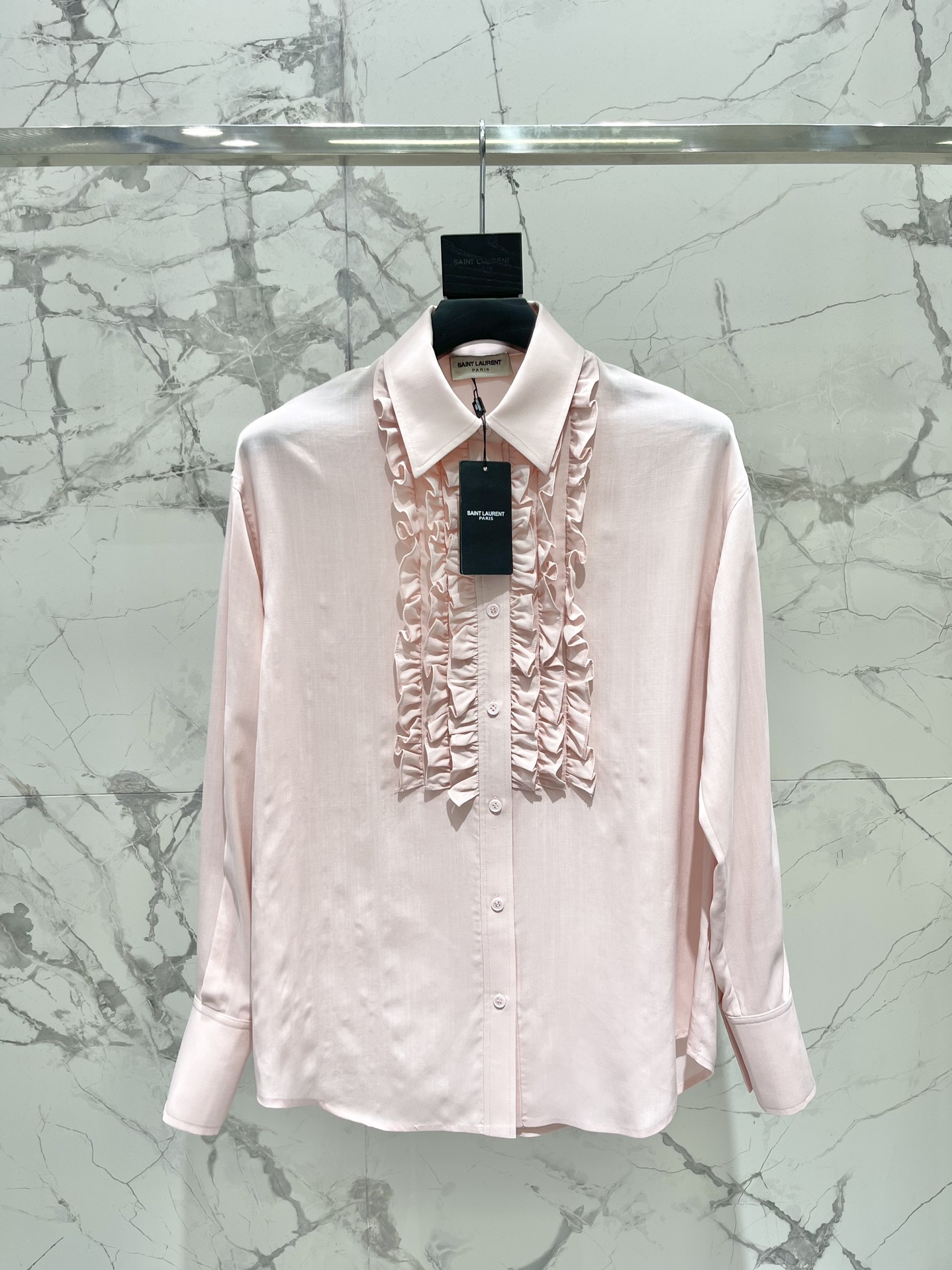 NO:829364,*Holy Family's new palace-style retro pleated lace long-sleeved shirt. The palace-style pleated lace reveals nobility and romance in every part. The fabric is super comfortable, smooth, and soft. When worn close to the body, it's like being wrapped by clouds~ In terms of color, it's super versatile without losing a sense of high-end. You instantly feel like you're up to date!  Whether paired with high-waisted trousers or a skirt, it can be easily worn and transformed into a retro ladylike style in an instant. The pleated lace design is simply the finishing touch!  Not only does it add a sense of layering, but it also makes the overall look more three-dimensional, making it super photogenic. The pleats on the body not only make you slim but also hide your flesh, which is great news for fat girls!  Super easy to match!  Whether it's for daily outings or attending parties, you can be the center of attention. I can't wait to wear it to take a set of beautiful photos!  Size SML, Saint Laurent-clothing, saint laurent, skirts, shirts,19860909* 圣家新款宫延风复古褶皱花边长袖衬衫 宫廷风的褶皱花边,每一处都透露着高贵与浪漫 面料超级舒服,滑滑的,软软的,贴身穿着就像云朵包裹着一样～ 颜色上,超级百搭又不失高级感.瞬间感觉自己气质up up！无论是搭配高腰裤还是半身裙,都能轻松驾驭,秒变复古名媛风 设计上褶皱花边设计,简直是点睛之笔！不仅增添了层次感,还让整体look更加立体,拍照超级上镜.衣身的褶皱处理,既显瘦又藏肉,简直是微胖妹妹的福音！ 超级好搭！无论是日常出行还是参加聚会,都能让你成为全场焦点.我已经迫不及待想要穿着它去拍一组美美的照片啦！ 码数SML,圣罗兰-服装,saint laurent,skirts,shirts,,Women's clothing