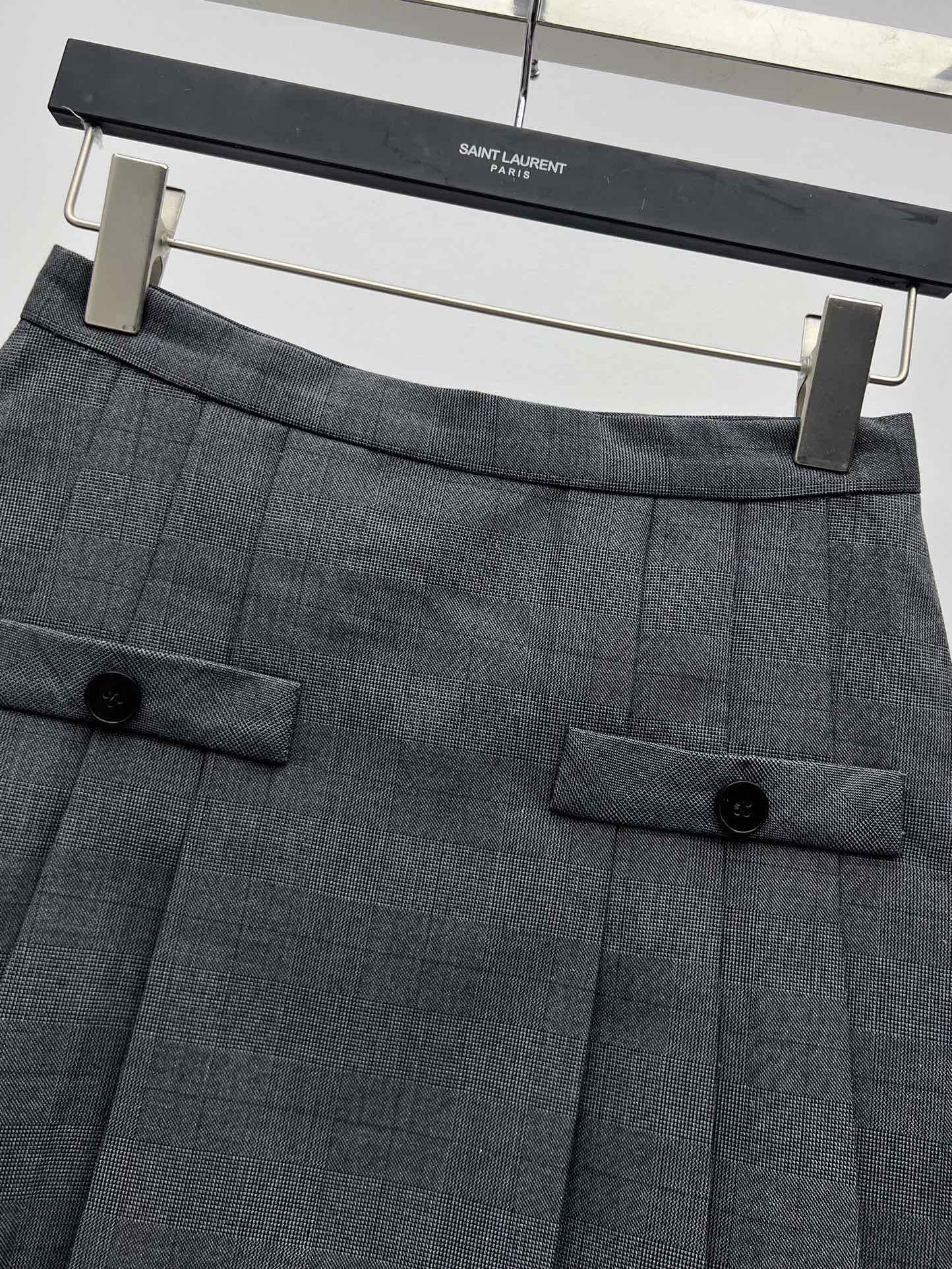 Vintage Wool Jacket with English Texture and Classic Details - 图片 2