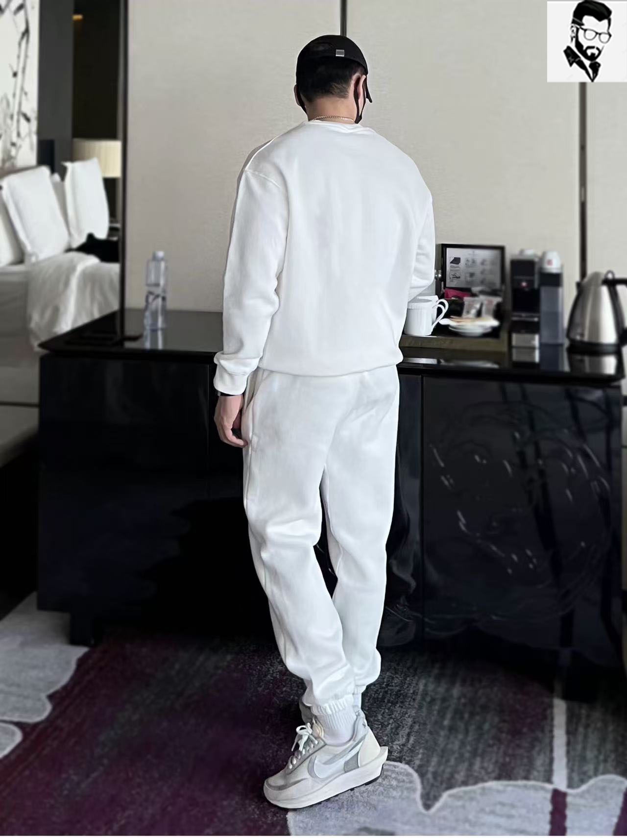 Dior Women's White Cotton Blend Sweatshirt And Jogger Set, M-5XL 6 i1733494342 4298 4