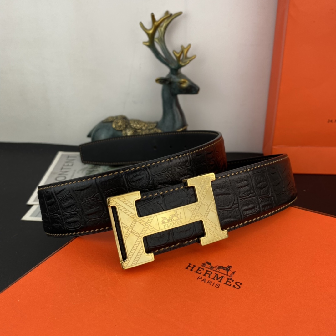 爱马仕💕 特种皮腰带系列 ，原厂五金精品不锈钢扣，手感柔软舒适 宽3.8CM。