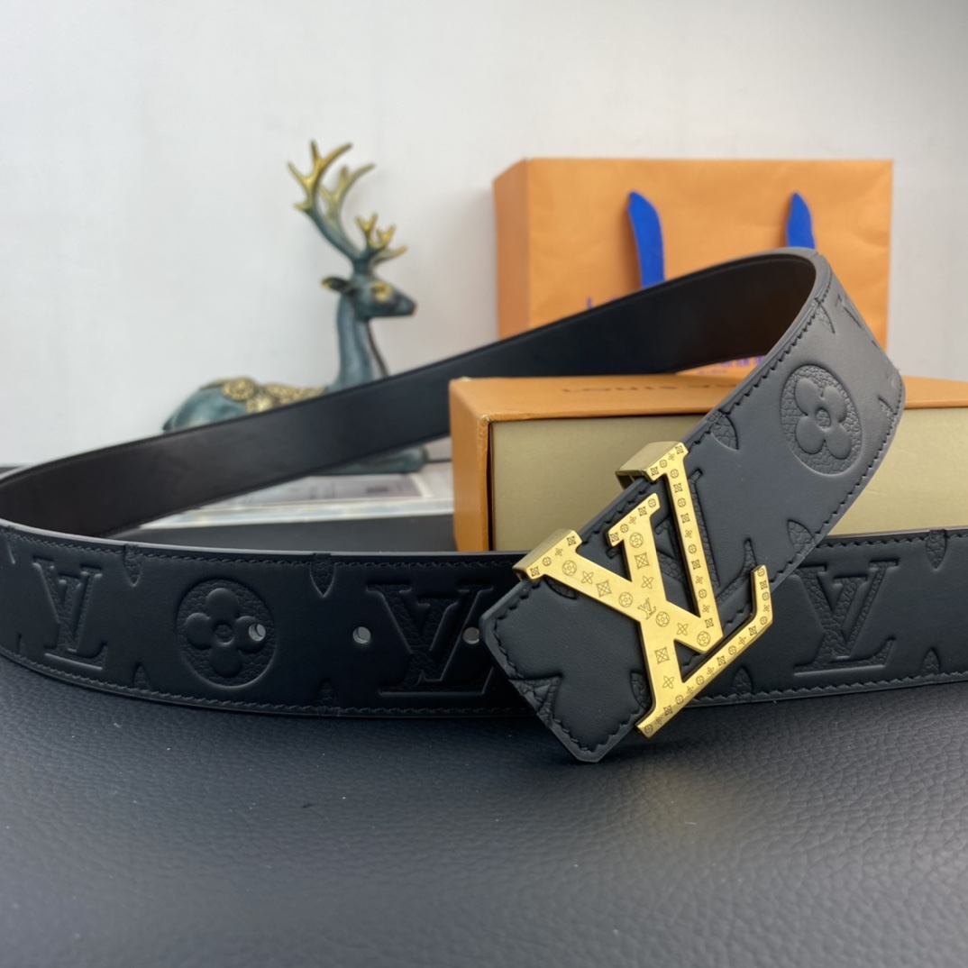 LV💕 特种皮腰带系列 ，原厂五金精品不锈钢扣，手感柔软舒适 宽3.8CM。