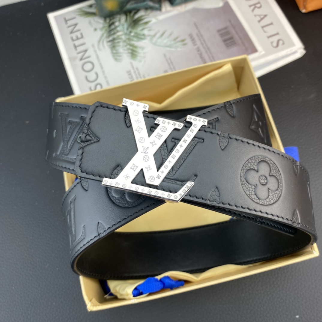LV💕 特种皮腰带系列 ，原厂五金精品不锈钢扣，手感柔软舒适 宽3.8CM。