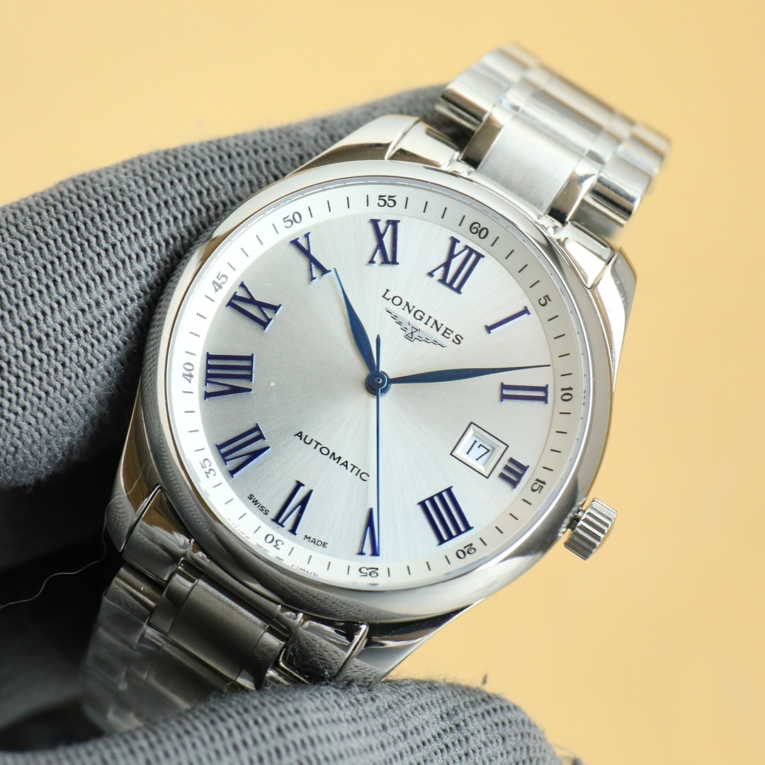 白750 金800
全新推出浪琴LONGINES-名匠三字位系列 原版开模 所有配件与正品100%可互换通用
【机芯】可搭载机芯2824机芯 搭配最新款镂空自动陀整体采用精密拉丝工艺,改良版技术成熟十分稳定动力储备高达48小时
【表壳】“锤压式”316S精培钢。表壳直径40毫米,厚度仅为⚠️9mm⚠️完美表壳质感。防水性能无后顾之忧
【字面针】字面、针、,工厂统一调色,柳叶形蓝钢淬火表针(烧蓝针)版型和工艺均同步正品,操作和调试的方法吻合原版,表盘上的麦穗纹理同正品如出一格,肉眼无法辨雌雄。
【钢带皮带】意大利牛皮三种颜色:棕、黑,蓝。皮带颜色与正品一致。搭配美光精致表扣,精良,舒适而坚固。
诚挚欢迎各位表友品鉴!
