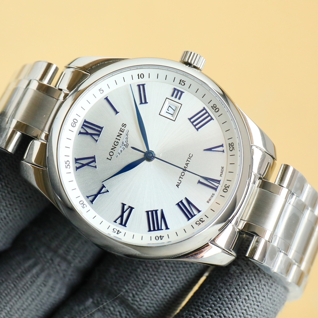 白750 金800
全新推出浪琴LONGINES-名匠三字位系列 原版开模 所有配件与正品100%可互换通用
【机芯】可搭载机芯2824机芯 搭配最新款镂空自动陀整体采用精密拉丝工艺,改良版技术成熟十分稳定动力储备高达48小时
【表壳】“锤压式”316S精培钢。表壳直径40毫米,厚度仅为⚠️9mm⚠️完美表壳质感。防水性能无后顾之忧
【字面针】字面、针、,工厂统一调色,柳叶形蓝钢淬火表针(烧蓝针)版型和工艺均同步正品,操作和调试的方法吻合原版,表盘上的麦穗纹理同正品如出一格,肉眼无法辨雌雄。
【钢带皮带】意大利牛皮三种颜色:棕、黑,蓝。皮带颜色与正品一致。搭配美光精致表扣,精良,舒适而坚固。
诚挚欢迎各位表友品鉴!