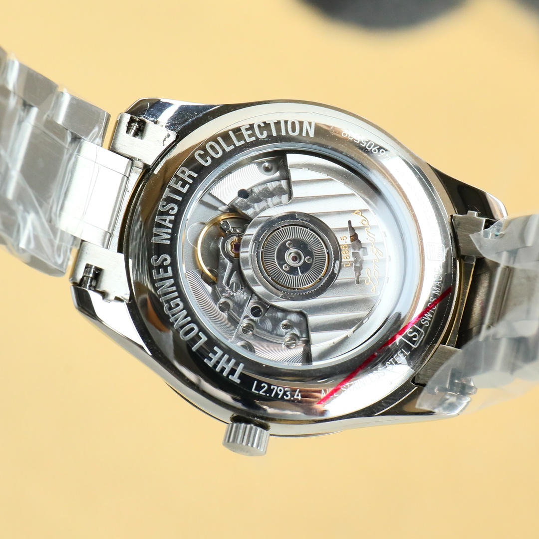 白750 金800
全新推出浪琴LONGINES-名匠三字位系列 原版开模 所有配件与正品100%可互换通用
【机芯】可搭载机芯2824机芯 搭配最新款镂空自动陀整体采用精密拉丝工艺,改良版技术成熟十分稳定动力储备高达48小时
【表壳】“锤压式”316S精培钢。表壳直径40毫米,厚度仅为⚠️9mm⚠️完美表壳质感。防水性能无后顾之忧
【字面针】字面、针、,工厂统一调色,柳叶形蓝钢淬火表针(烧蓝针)版型和工艺均同步正品,操作和调试的方法吻合原版,表盘上的麦穗纹理同正品如出一格,肉眼无法辨雌雄。
【钢带皮带】意大利牛皮三种颜色:棕、黑,蓝。皮带颜色与正品一致。搭配美光精致表扣,精良,舒适而坚固。
诚挚欢迎各位表友品鉴!
