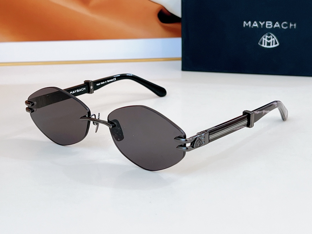 MAYBACH迈巴赫MODEL:THEDUCERISIZE62口17-145