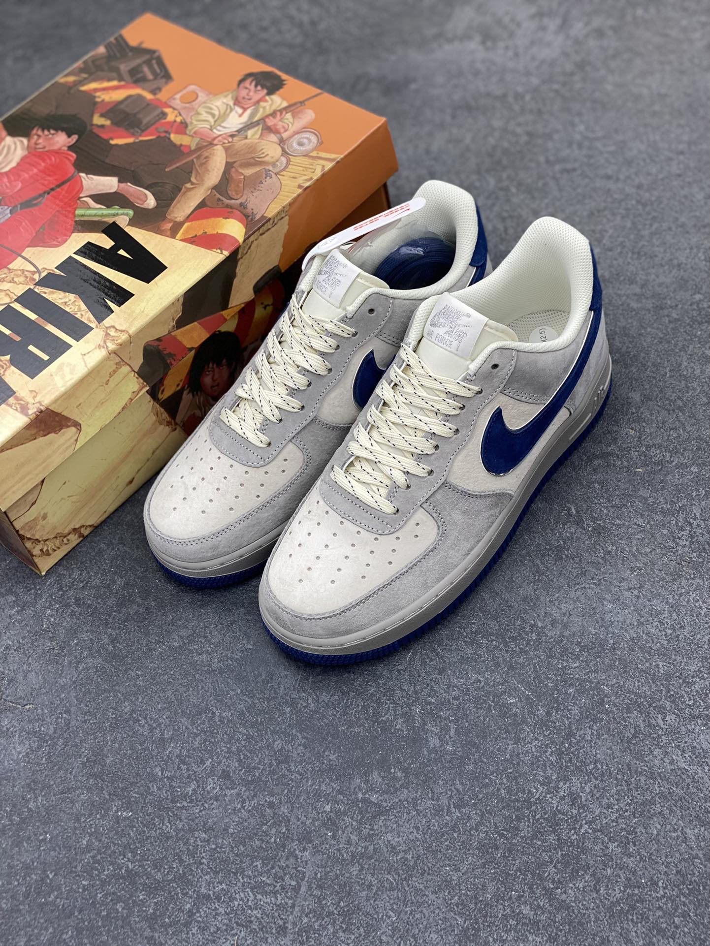 图片[8]-AKIRA×Nike Air Force 1 Low ’07 灰蓝 头成麂皮 满天星配色 空军一号低帮休闲板鞋 原厂麂皮 原楦原纸板 纯正版型 正品NFC感应芯片 高清洁度 内置全掌气垫 货号：DJ3966-133 尺码：36 36.5 37.5 38 38.5 39 40 40.5 41 42 42.5 43 44 44.5 45-选品中心