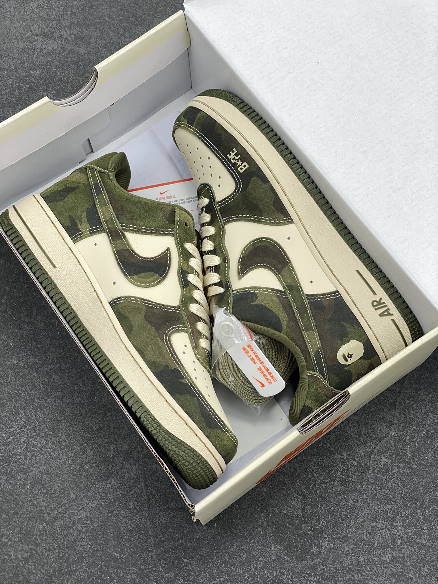 图片[9]-NIke Air Force 1 \’07 Low “Bape联名–丛林迷彩”空军一号 低帮 运动鞋 休闲鞋 折边针车 工艺难度大 原楦头原纸板 原装鞋盒 定制五金配件 内置全掌气垫 原厂鞋底 货号：CH6336-509 尺码：36 36.5 37.5 38 38.5 39 40 40.5 41 42 42.5 43 44 44.5 45-选品中心