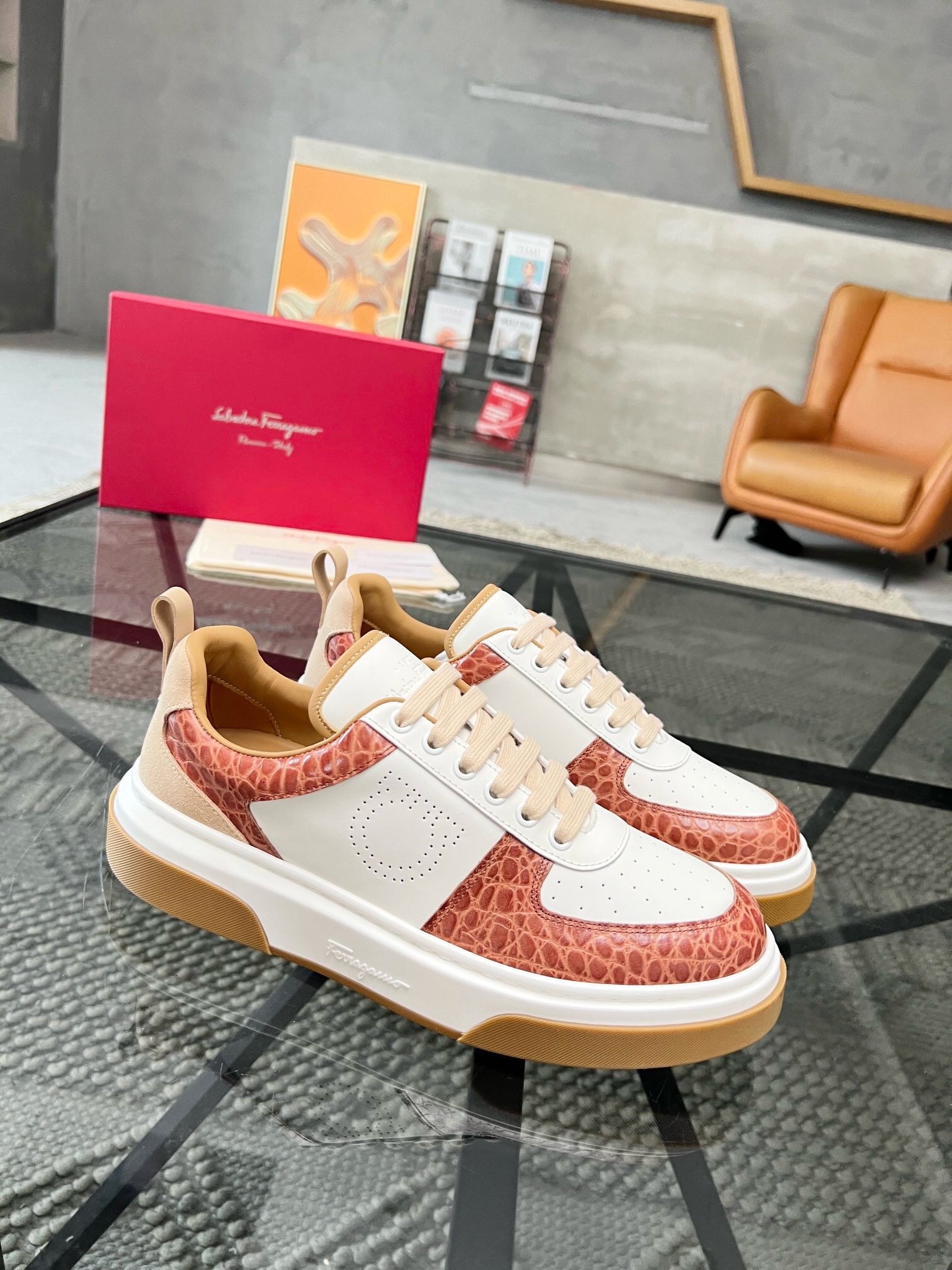 NO:220966,Brand Ferragamo Color original color matching Number 39-44 Customized 38.45 Price Material Ferragamo New product launch top version Original single quality regular shoe factory fashion trendy upper cowhide making luxury cowhide foot pad original Ferragamo outsole high-end quality worth owning, Ferragamo casual shoes, ferragamo, ferragamo, cowhide19860909品牌Ferragamo 颜色原版配色 码数39-44定做38.45 价格 材质菲拉格慕新品上市顶级版本 原单品质正规鞋厂出品时尚潮流范鞋面牛皮制作奢华牛皮垫脚原版菲拉格慕大底高端品质值得拥有,菲拉格慕 休闲鞋,ferragamo,ferragamo,cowhide,Men's shoes