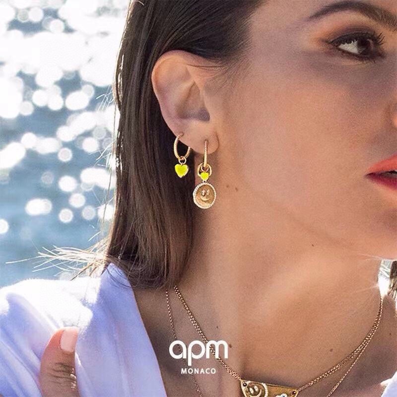  APm monaco 荧光黄爱心笑脸ab耳环！微笑符号，自我情感的直接表达，笑脸搭配荧光绿微镶嵌闪石，