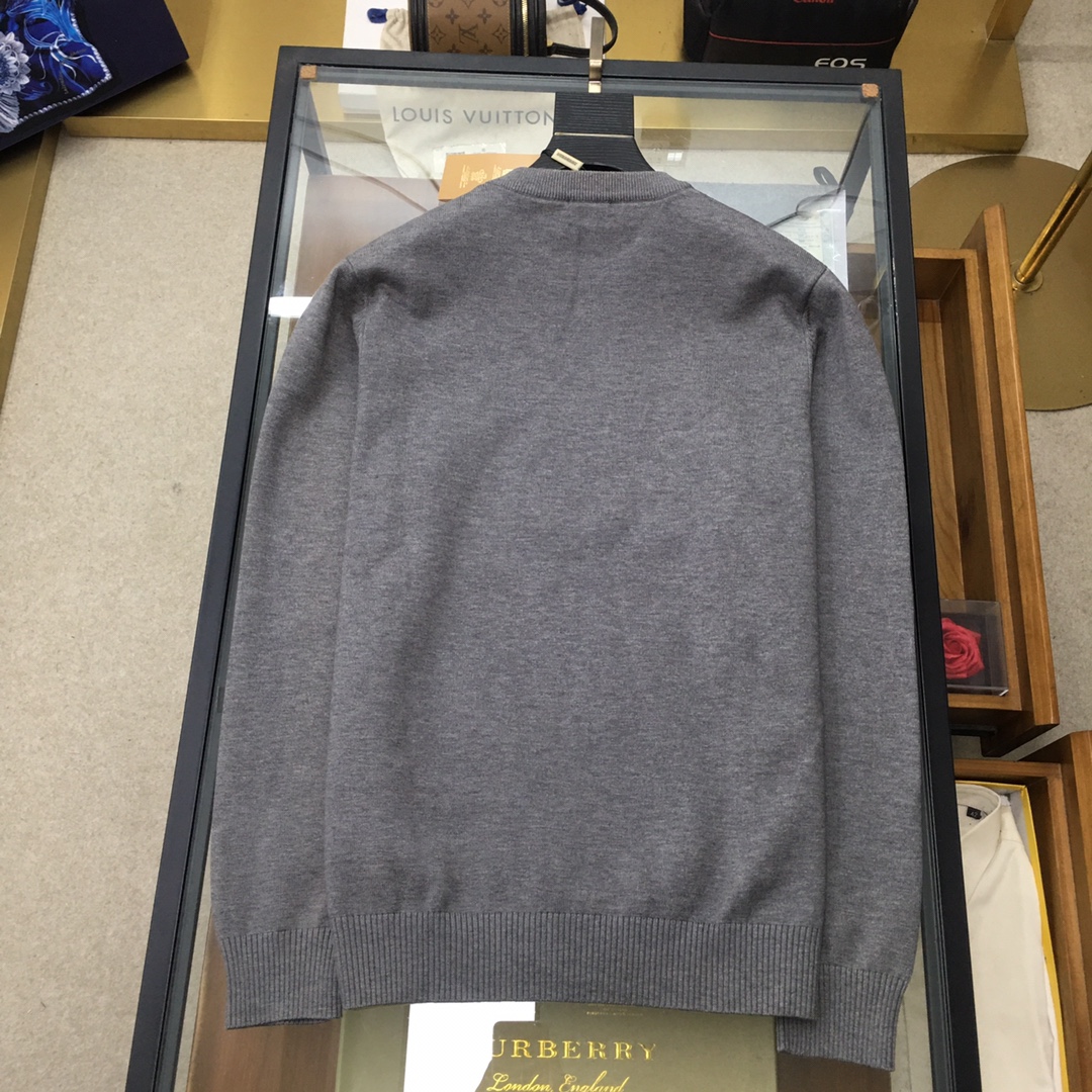  新品毛衣🌹 【Burber...y】🆕
 ²⁰²⁴毛衣外套 秋冬最新系列，专柜11顶级复刻，全品相！加