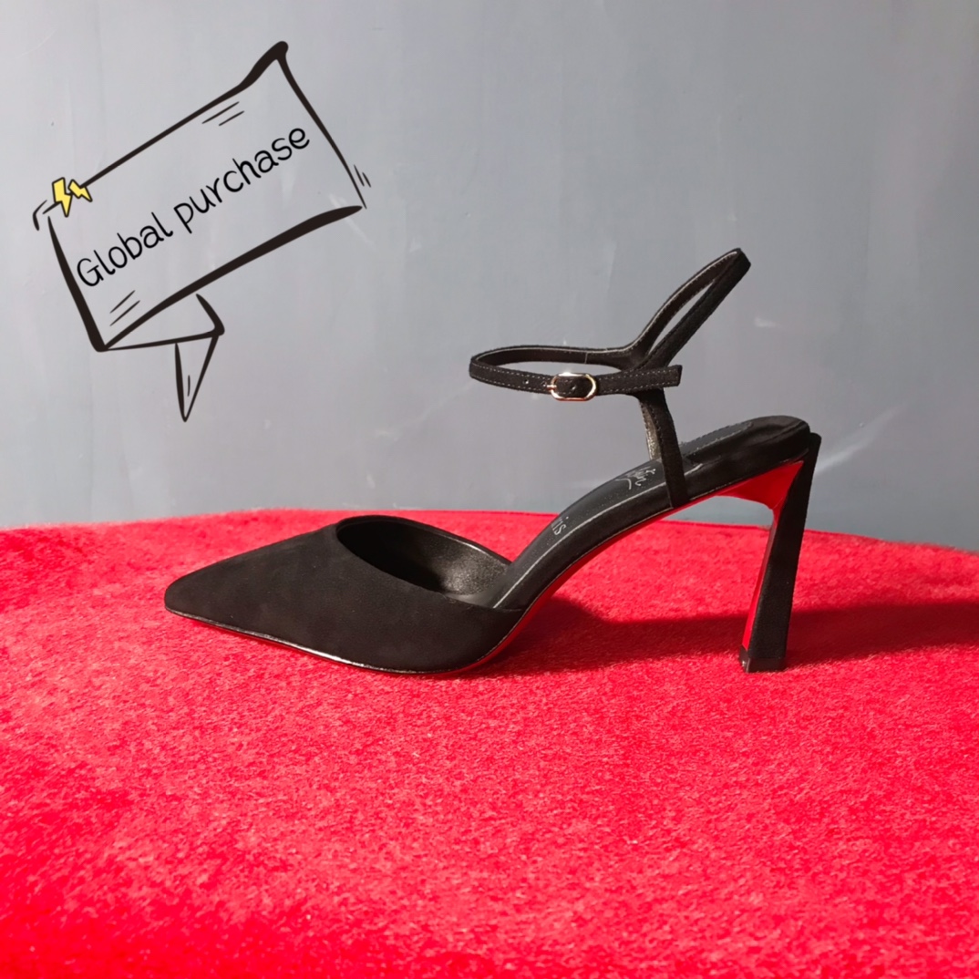 NO:100701,High-end customized autumn and winter classic series!  H8.5Cm. Size 34-42. Customized leather large sole. X2457-04 black deer leather, black sheepskin. Official website picture, standard European Reference: X2457-04 Color: black/blackK Material:cray velours Lining:goat leather Heel height:8.5cm Sole:leather sole Size:EU 34-42 (US 4-11):,,christian louboutin,sheepskin,Leather soles19860909高端订制 秋冬精典款系列！ H8.5Cm.尺码34-42码.真皮大底订制款.X2457-04黑色鹿皮,黑色羊皮. 官网图, 标准欧 Reference:X2457-04 Color:black/blackK Material:cray velours Lining:goat leather Heel heigh:8.5cm Sole:leather sole Size:EU 34－42（US 4一11) :,,christian louboutin,sheepskin,Leather soles,Women's Shoes